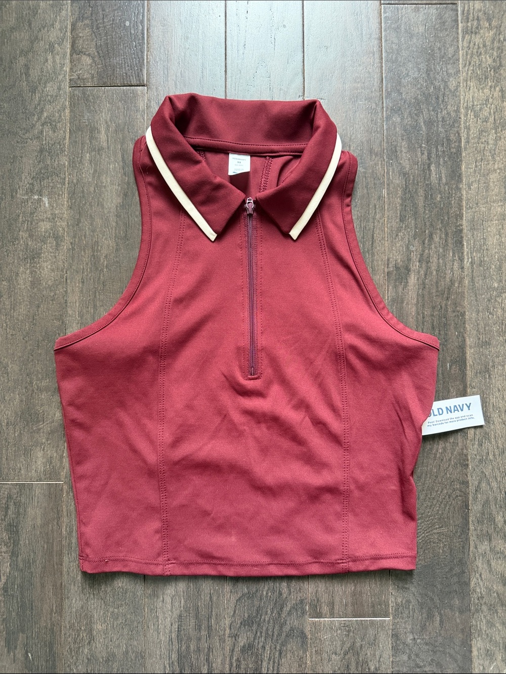 NWT Old Navy Powersoft zip cropped tank